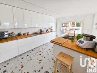  Maison � vendre 9 pi�ces 299 m�