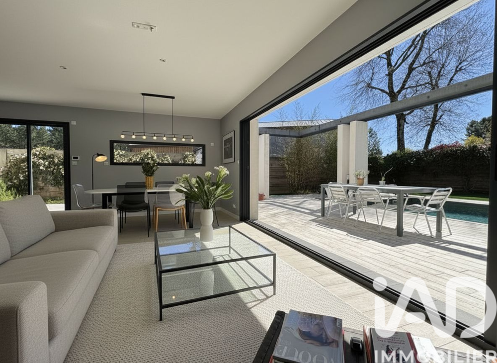 � vendre  Villa Saint-Aubin-de-M�doc (33160)