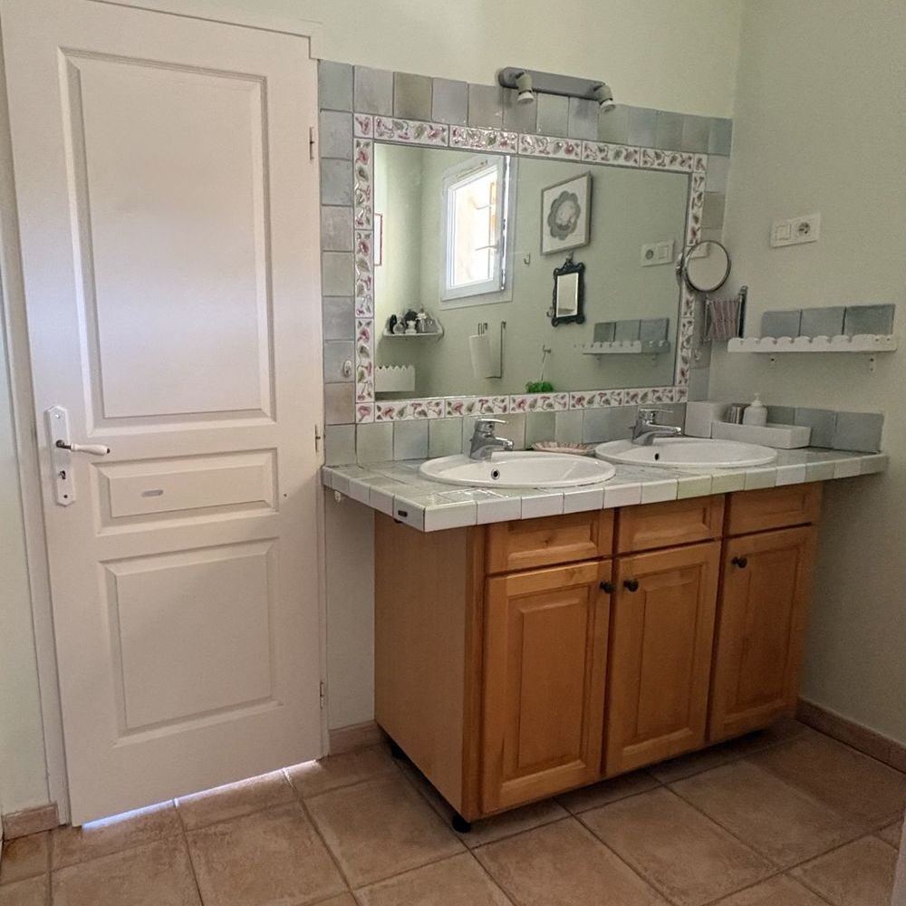 � vendre  Maison Saint-Cyr-sur-Mer (83270)