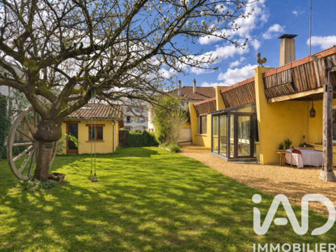  Maison � vendre 8 pi�ces 180 m�