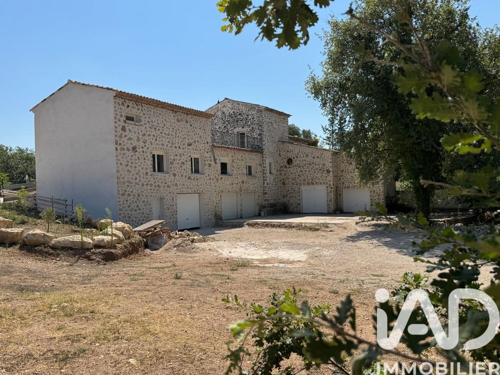 � vendre  Maison Saint-Paul-en-For�t (83440)