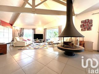  Maison � vendre 8 pi�ces 240 m�