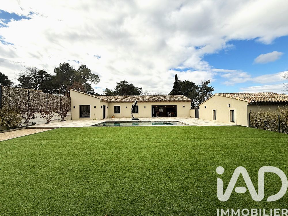 � vendre  Maison Faucon (84110)