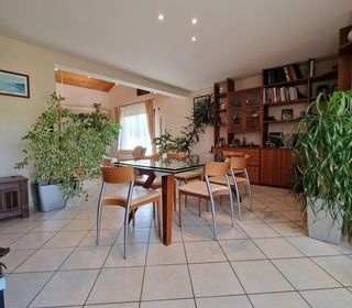  Maison � vendre 10 pi�ces 242 m�