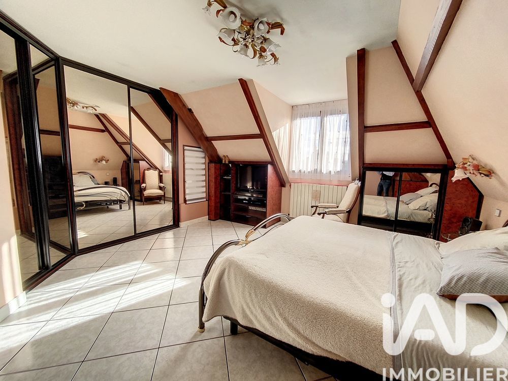 � vendre  Villa Saint-Denis (93200)