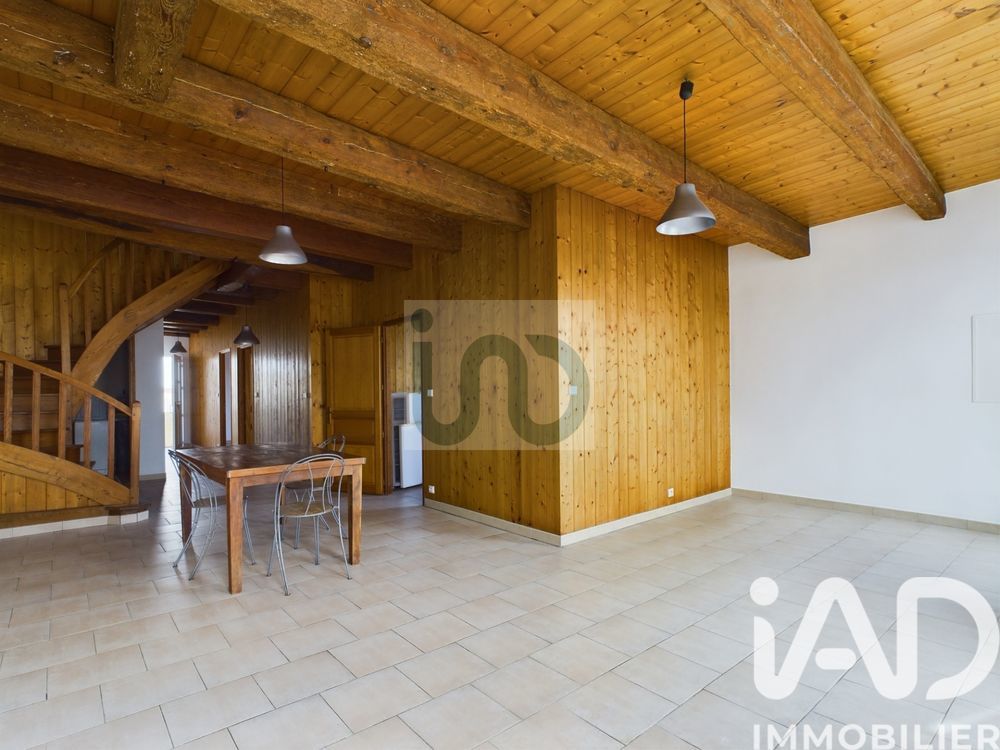� vendre  Maison Saint-Martin-de-R� (17410)