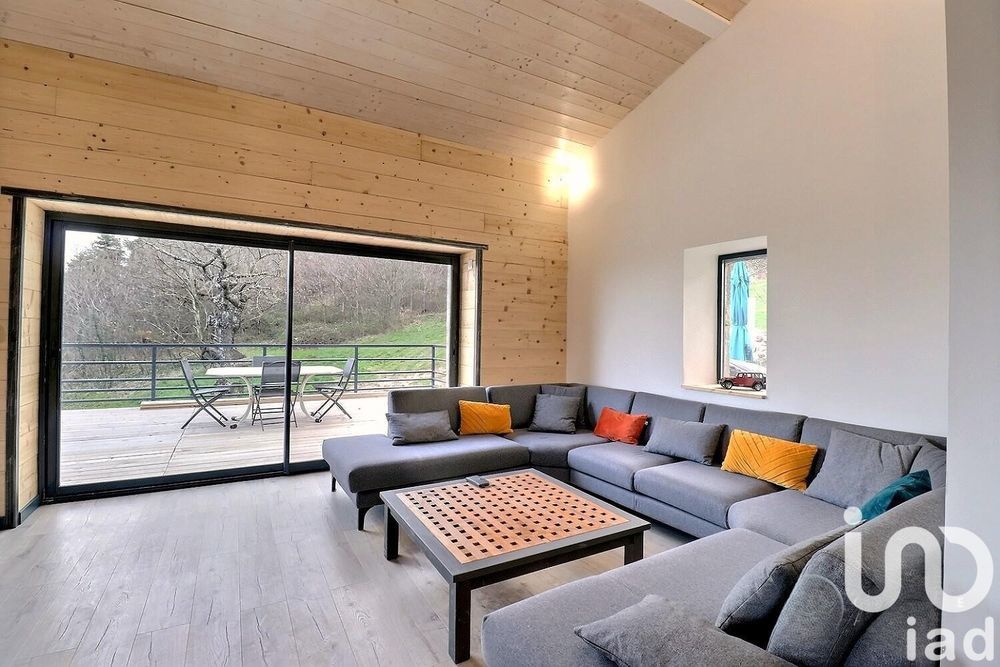 � vendre  Maison Saint-Victor (07410)