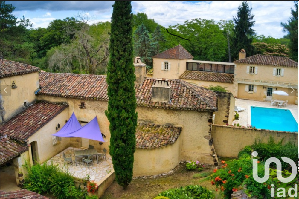 � vendre  Maison Mazeyrolles (24550)