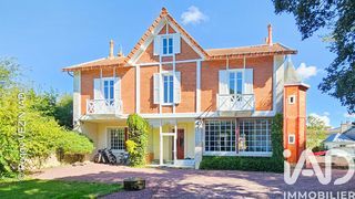  Maison � vendre 8 pi�ces 243 m�