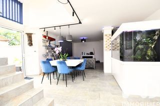  Maison � vendre 7 pi�ces 205 m�