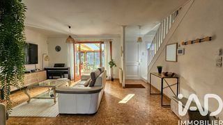  Maison � vendre 9 pi�ces 234 m�