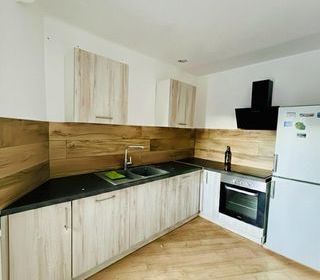  Appartement � vendre 4 pi�ces 77 m�