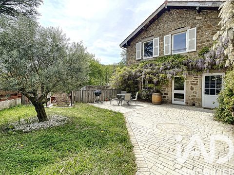   Vente Maison/villa 9 pi�ces Maison - 9 pi�ce(s) - 400 m�