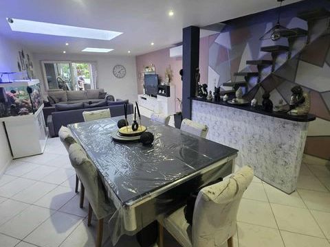   Vente Maison/villa 4 pi�ces Maison - 4 pi�ce(s) - 113 m�