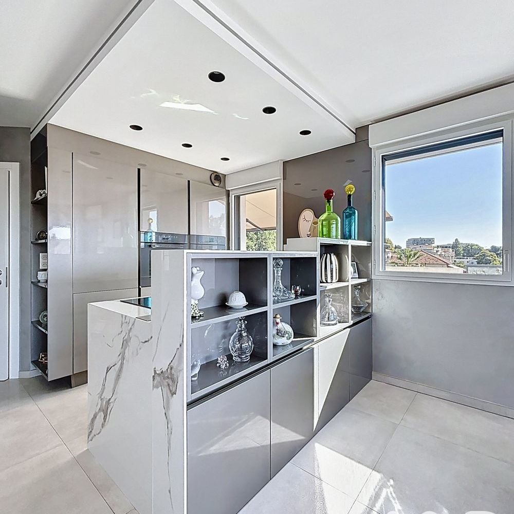 � vendre  Appartement Saint-Laurent-du-Var (06700)