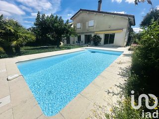  Maison � vendre 8 pi�ces 220 m�