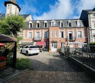  Maison � vendre 15 + pi�ces 368 m�