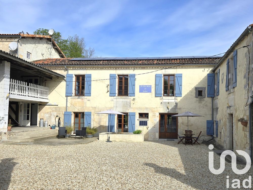 � vendre  Maison Bourg-Charente (16200)