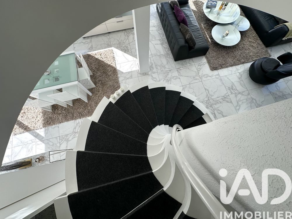 � vendre  Villa Saint-Loubouer (40320)