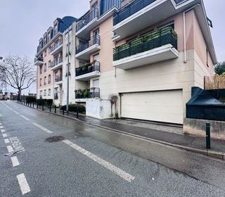  Parking / Garage � vendre 12 m�