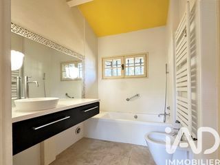  Maison � vendre 8 pi�ces 325 m�