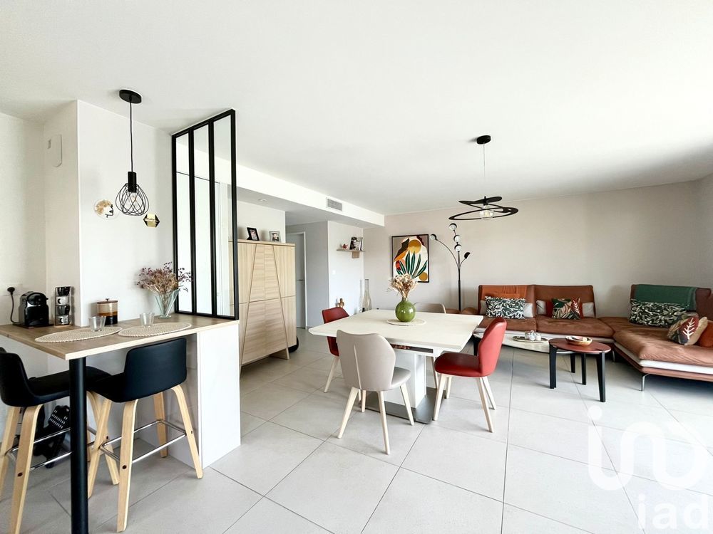 � vendre  Appartement Charbonni�res-les-Bains (69260)