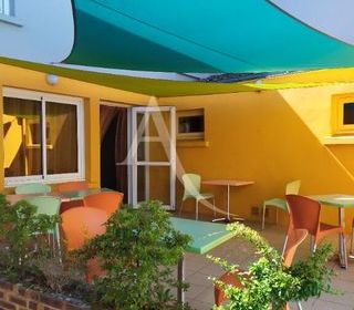  Immeuble � vendre 645 m�