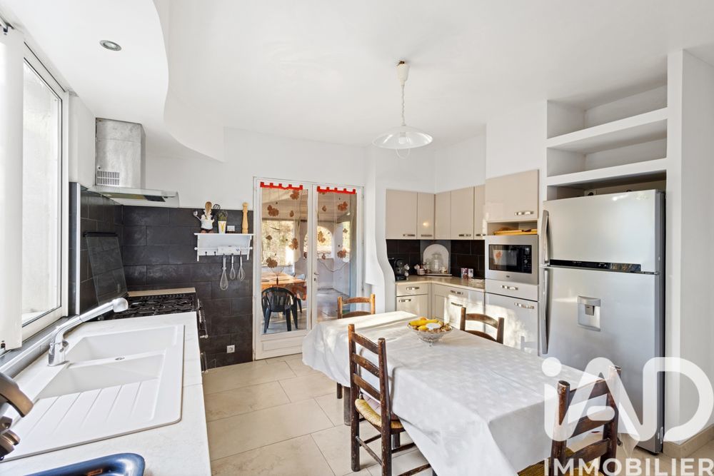 � vendre  Maison Jouques (13490)