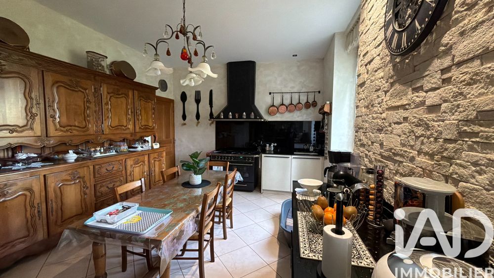 � vendre  Propri�t�/ch�teau Joinville (52300)