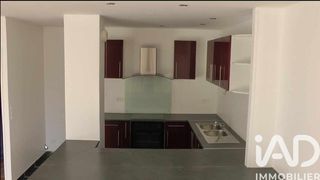  Immeuble � vendre 151 m�