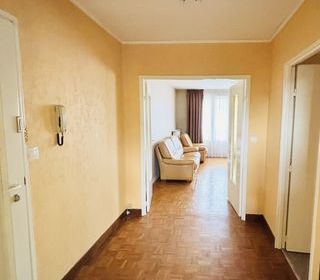  Appartement � vendre 4 pi�ces 75 m�