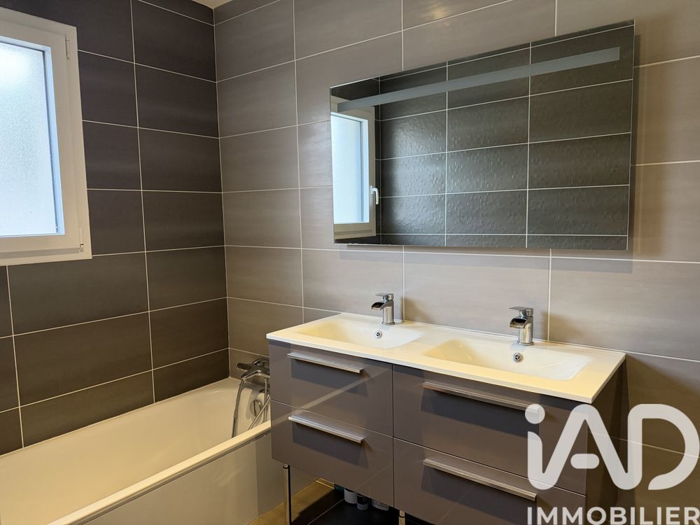 � vendre  Maison Mezel (63115)