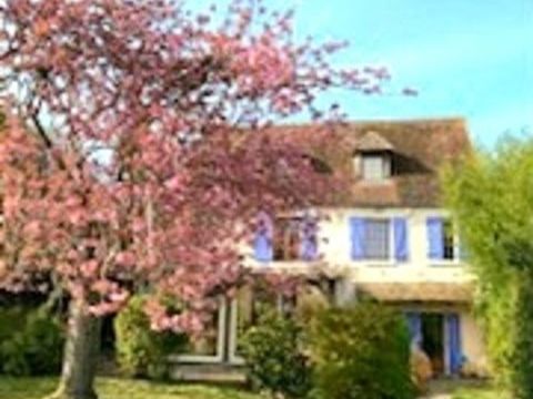   Vente Maison/villa 5 pi�ces Maison - 5 pi�ce(s) - 180 m�