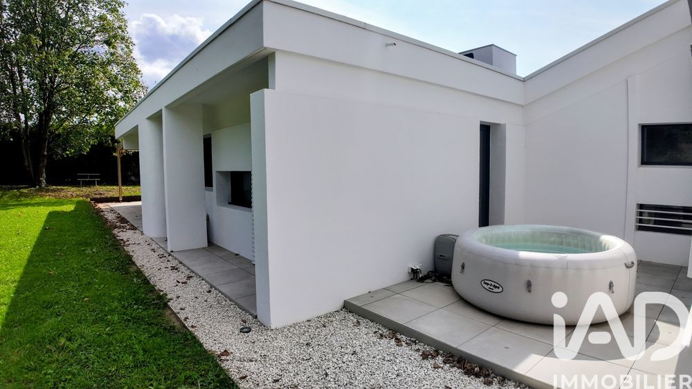 � vendre  Villa Sury-le-Comtal (42450)