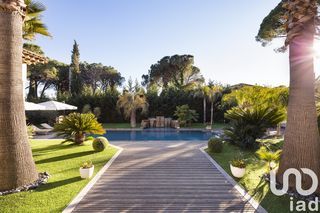  Maison � vendre 8 pi�ces 300 m�