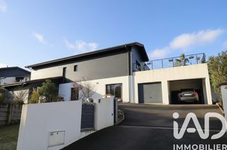  Maison � vendre 6 pi�ces 215 m�