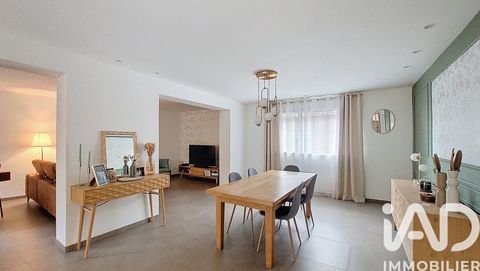   Vente Maison d'architecte 6 pi�ces Villa - 6 pi�ce(s) - 170 m�