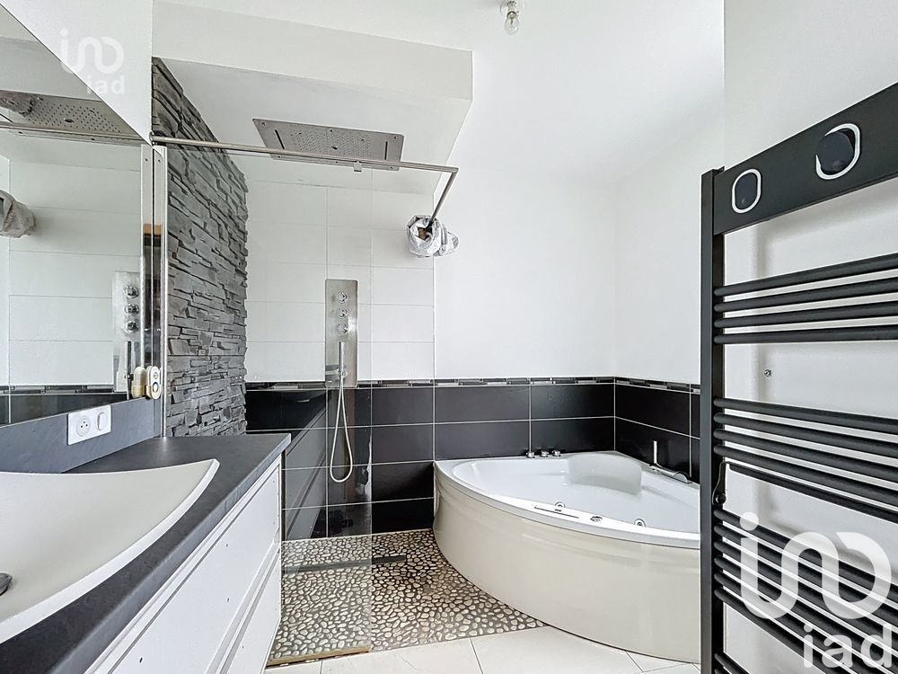 � vendre  Maison Saint-Andr�-de-Seignanx (40390)