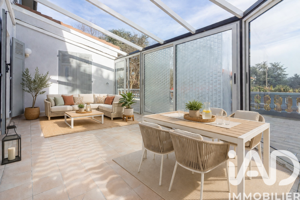 � vendre  Maison Bron (69500)