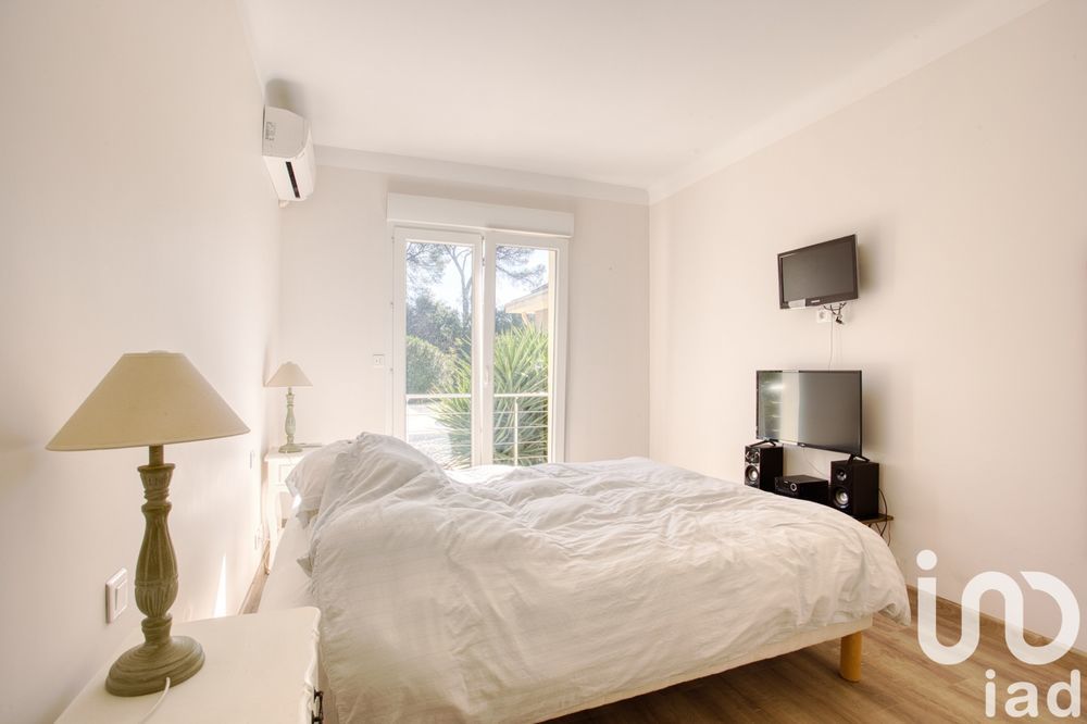 � vendre  Maison Saint-Rapha�l (83700)