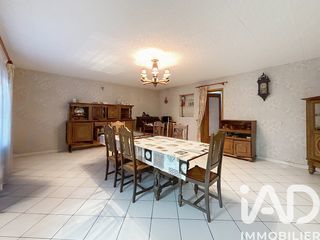  Maison � vendre 10 pi�ces 242 m�