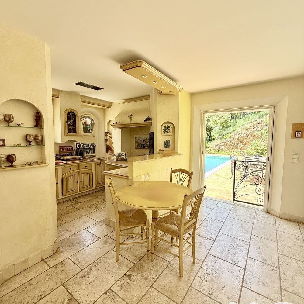 � vendre  Villa Vidauban (83550)