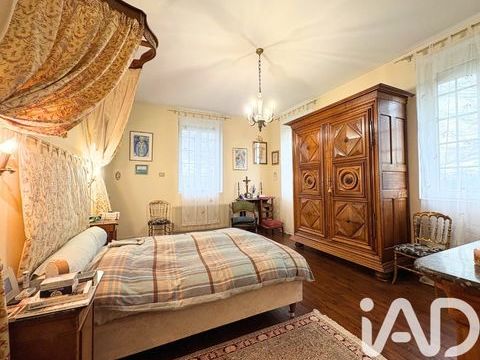   Vente Maison/villa 8 pi�ces Maison - 8 pi�ce(s) - 305 m�