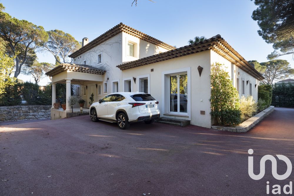 � vendre  Maison Saint-Rapha�l (83700)