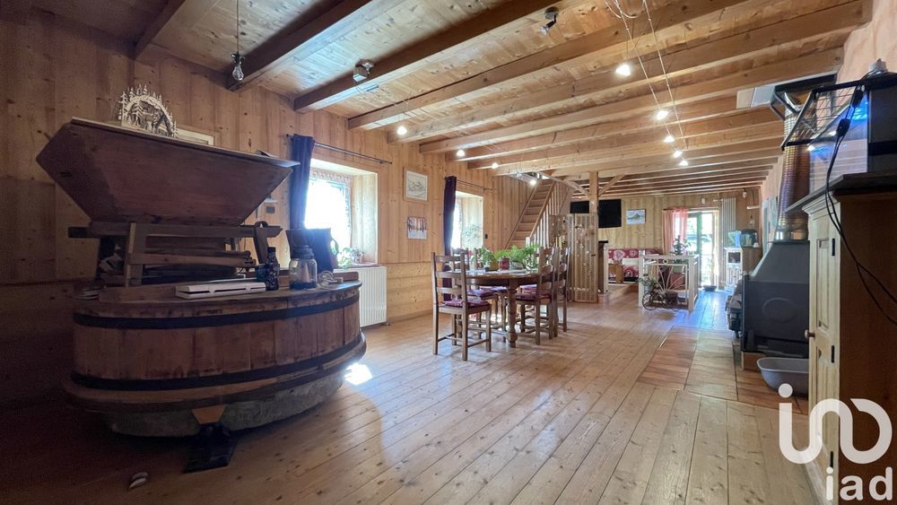 � vendre  Maison Bonneville (74130)