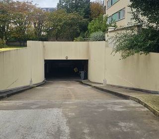  Parking / Garage � vendre 14 m�