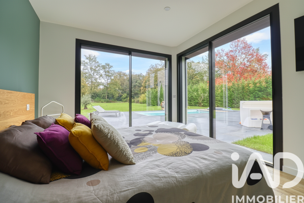 � vendre  Villa Lamorlaye (60260)