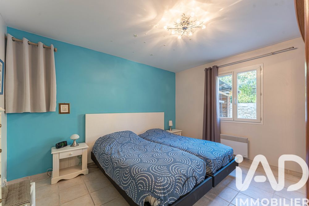 � vendre  Maison Saint-Cyr-sur-Mer (83270)