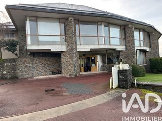  Immeuble � vendre 1210 m�