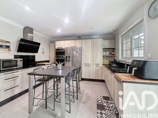  Maison � vendre 8 pi�ces 215 m�